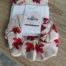 Load image into Gallery viewer, Canada Tie Up Dog Bandana Set (Large)