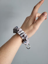 Load image into Gallery viewer, Snowman Key Chain Scrunchie
