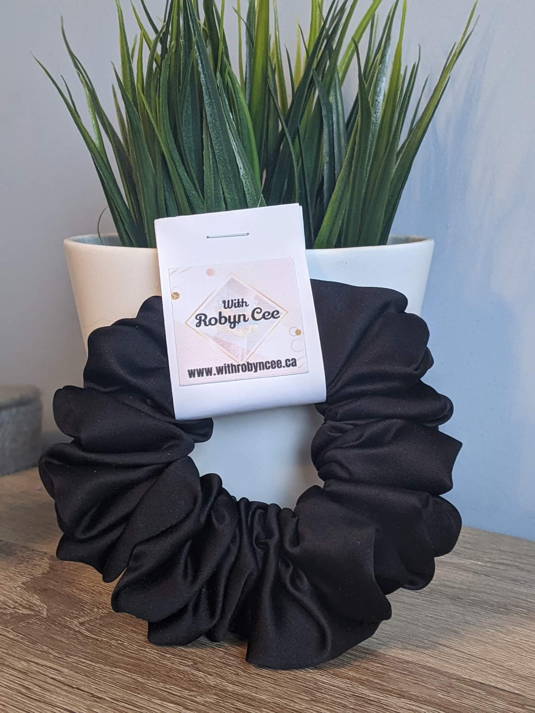 Black LUXE Scrunchie